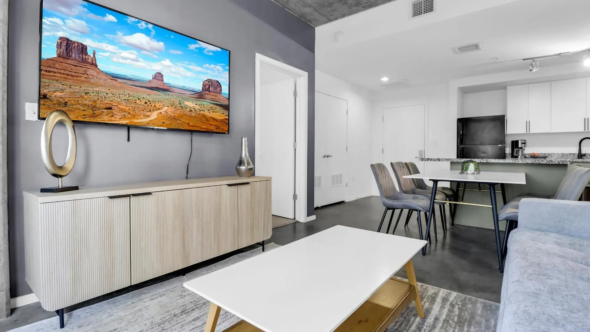 The Nomad Roosevelt Apartment Phoenix