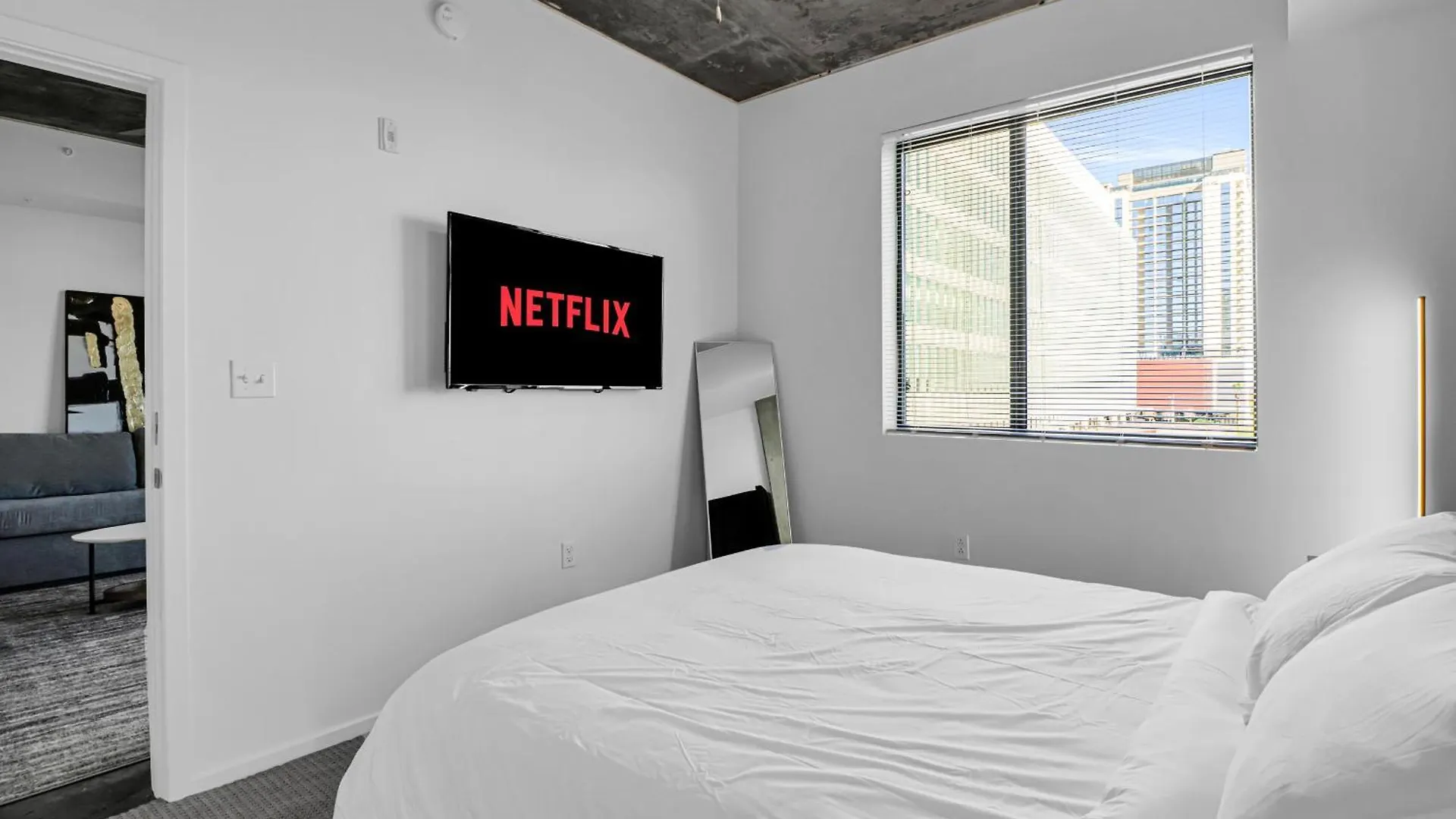 The Nomad Roosevelt Apartment Phoenix