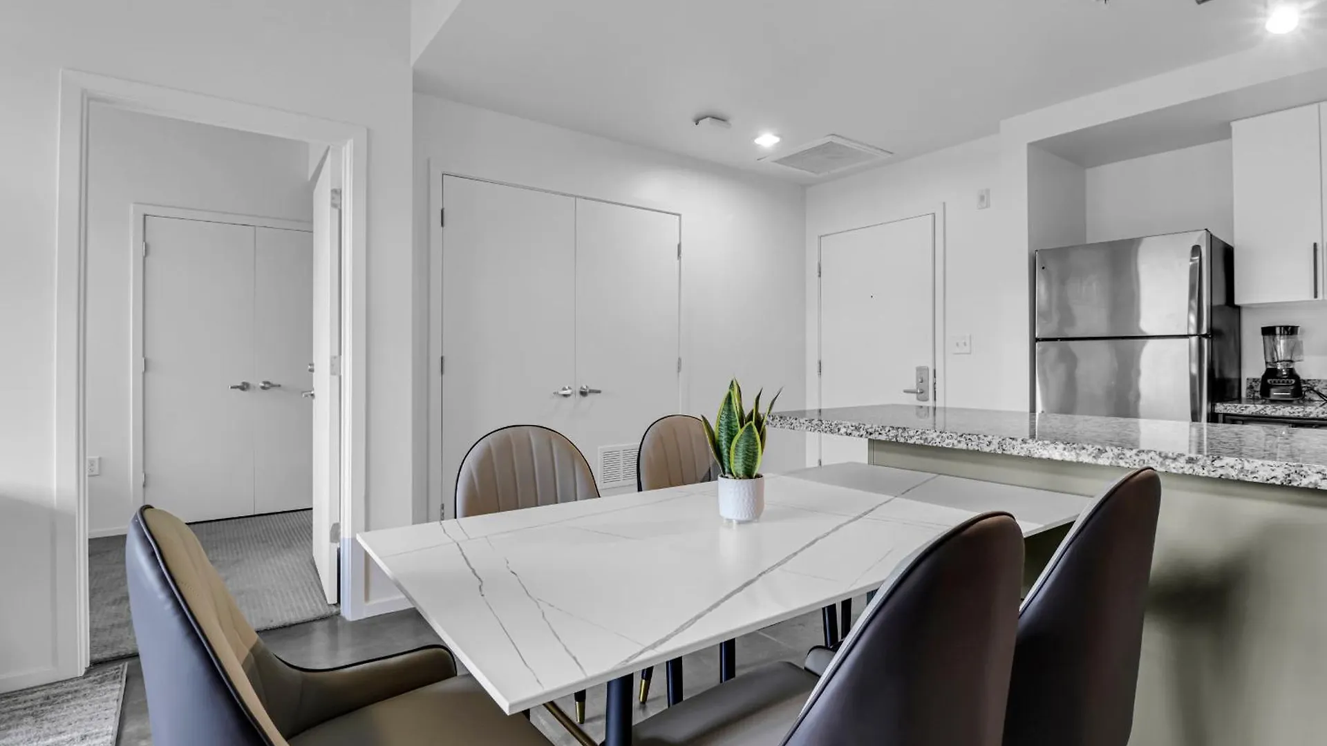 The Nomad Roosevelt Apartment Phoenix