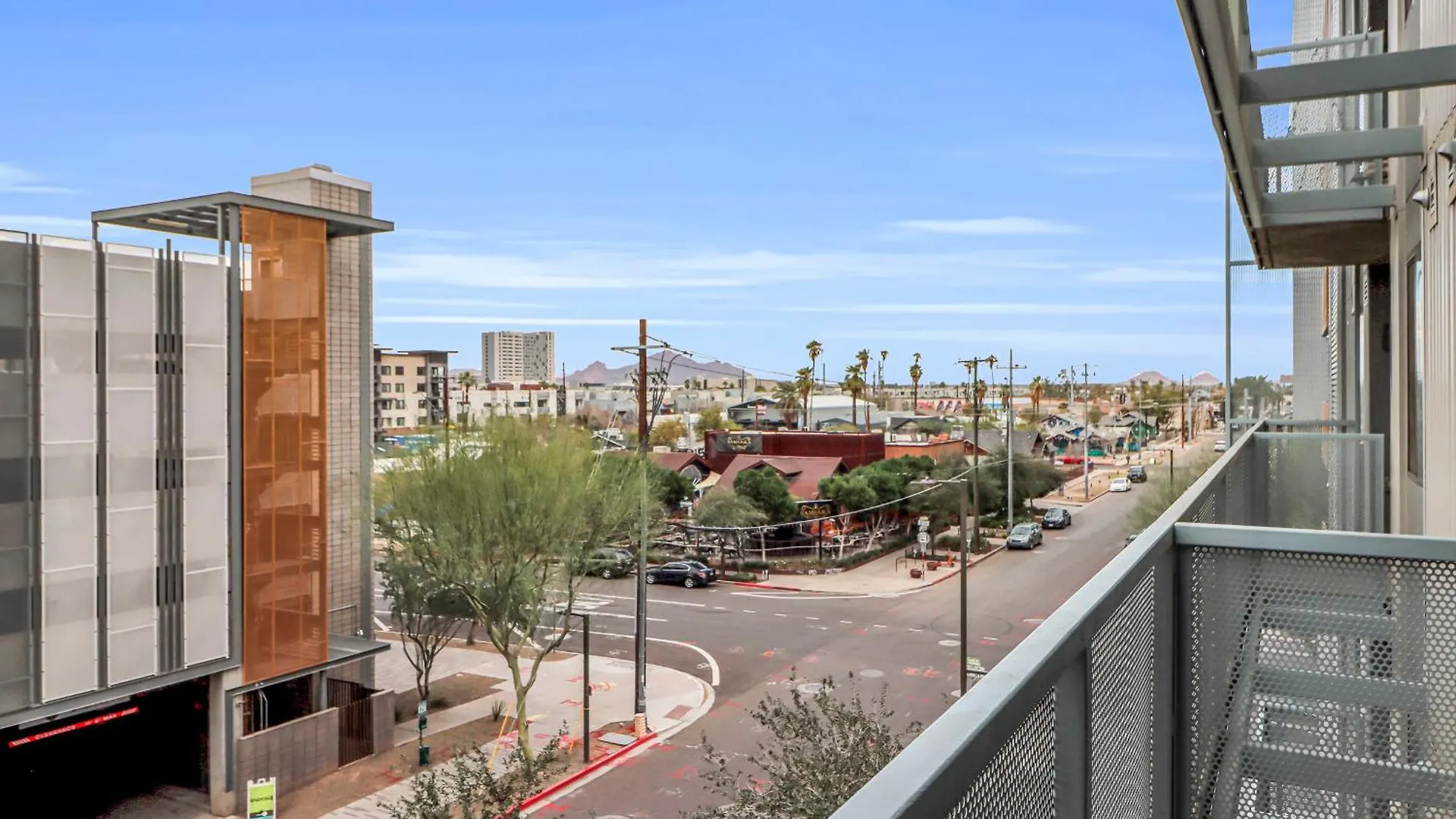 The Nomad Roosevelt Apartment Phoenix
