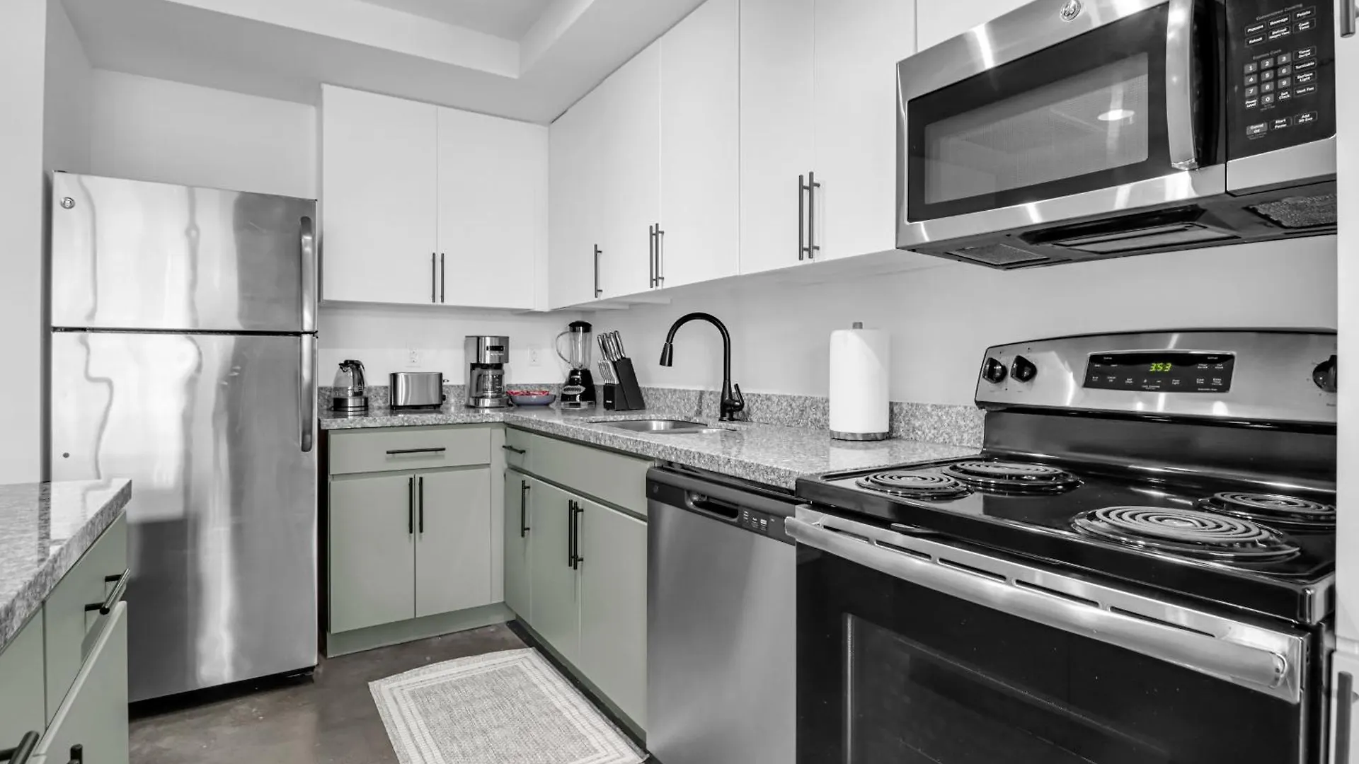 The Nomad Roosevelt Apartment Phoenix